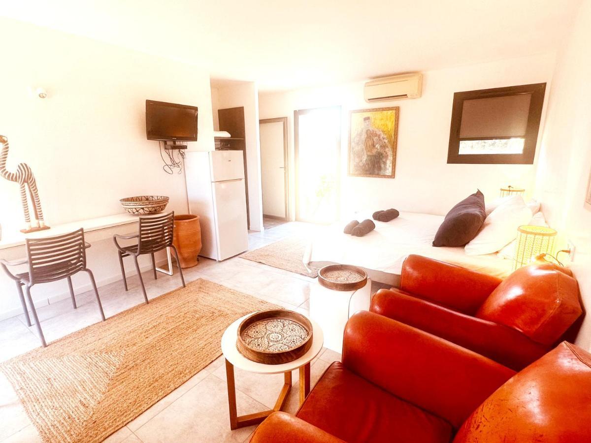 Apartmán Les Madones Nîmes Exteriér fotografie