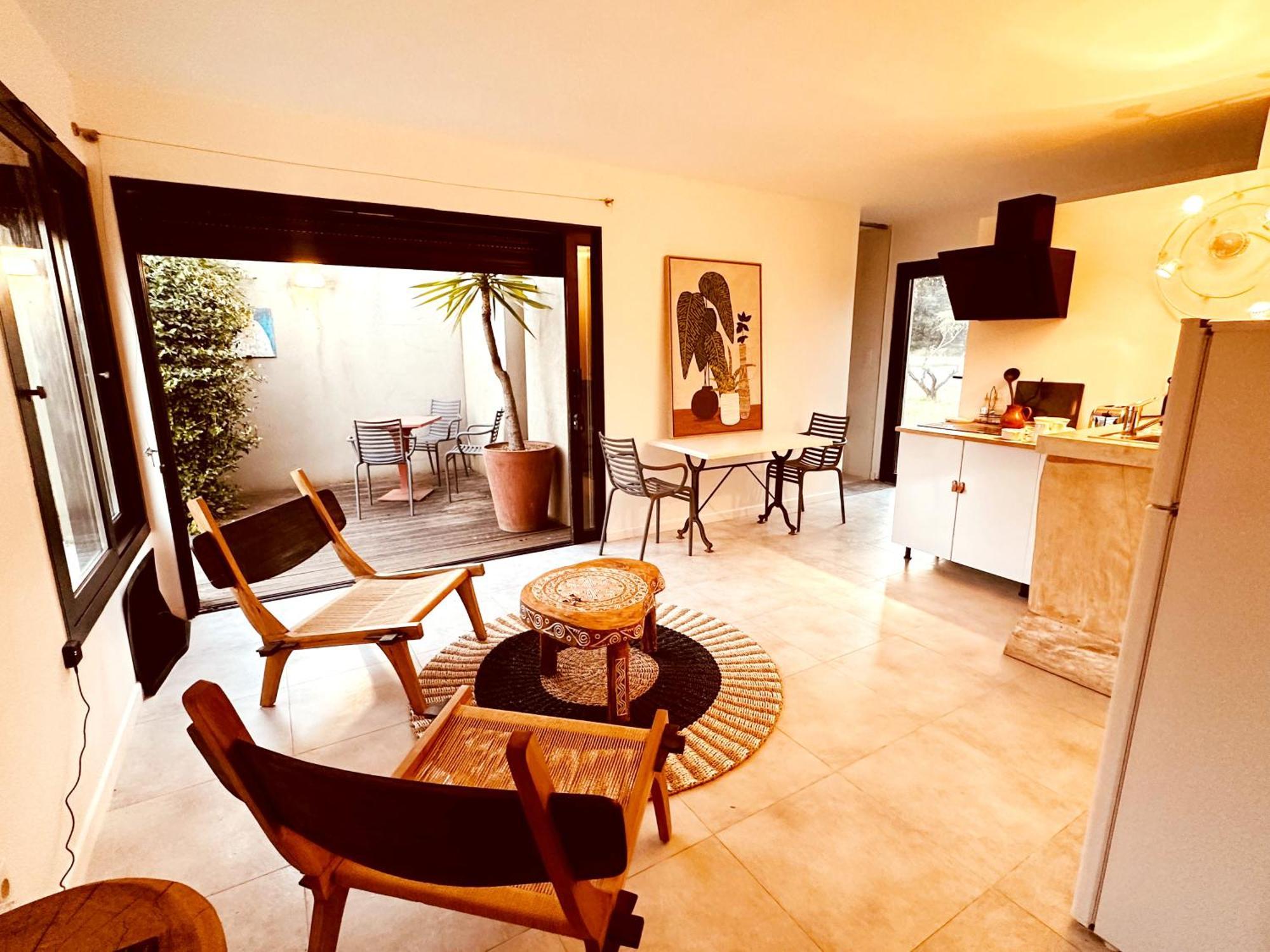 Apartmán Les Madones Nîmes Exteriér fotografie